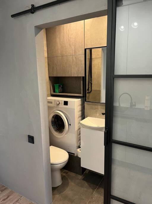 Kameralna Kawalerka W Stylu Loftu Blisko Centrum Apartamento Varsovia